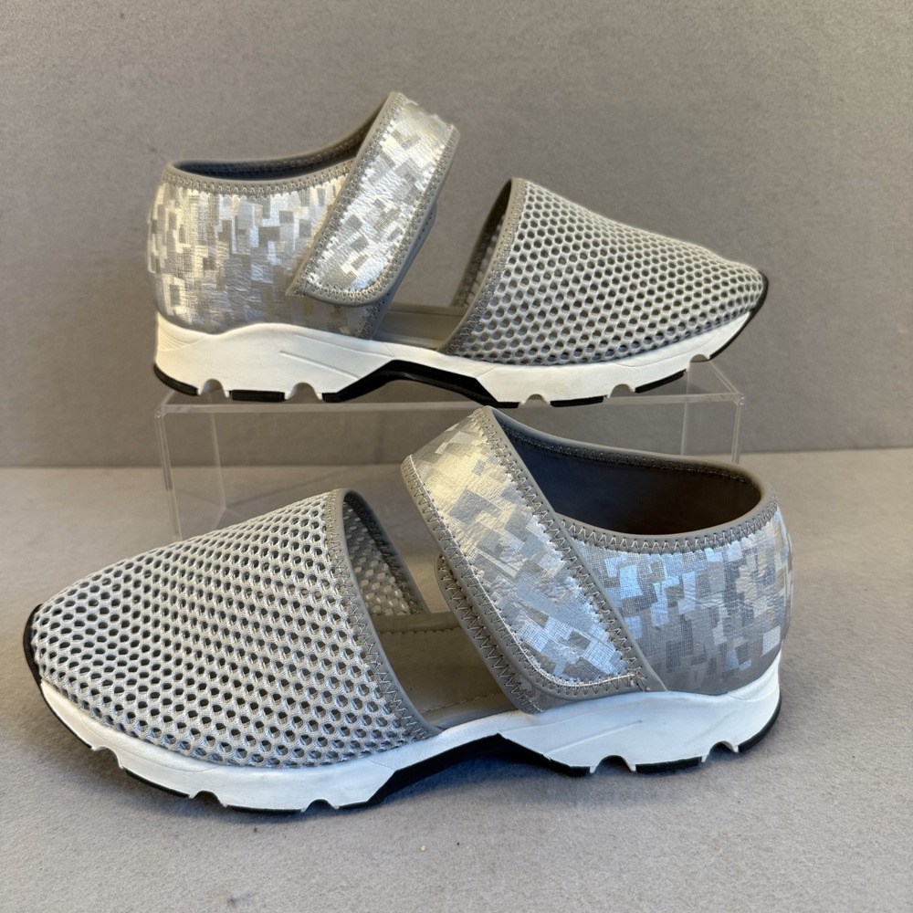 ALL BLACK Easy Mesh Mary Jane Shoes Silver Anthropologie New NWOT EUR40 / W10 - Picture 8 of 11